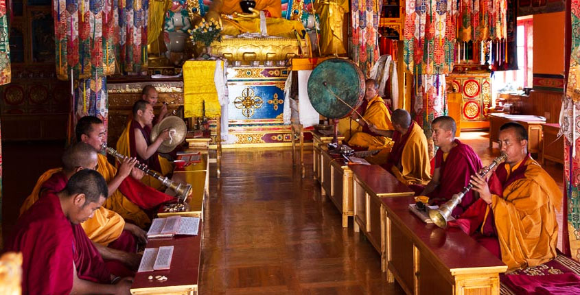 Tour India: Buddhism in Ladakh, Kashmir, India