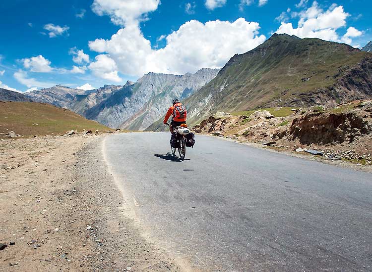 Mountain Biking in Ladakh
